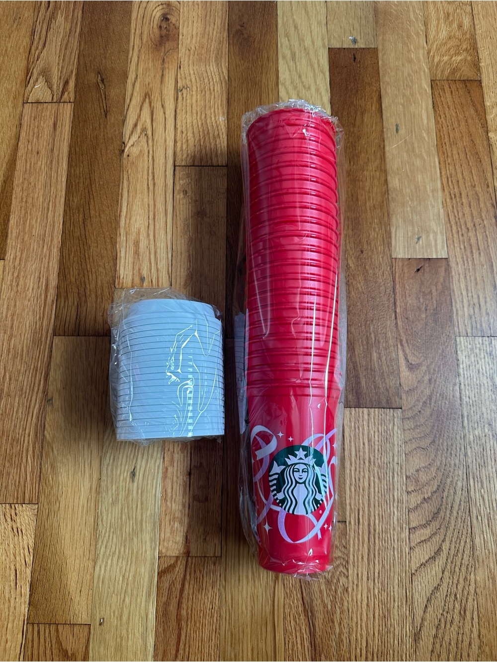 Starbucks 2021 Red Holiday Plastic Cups - 20 Pack 16oz